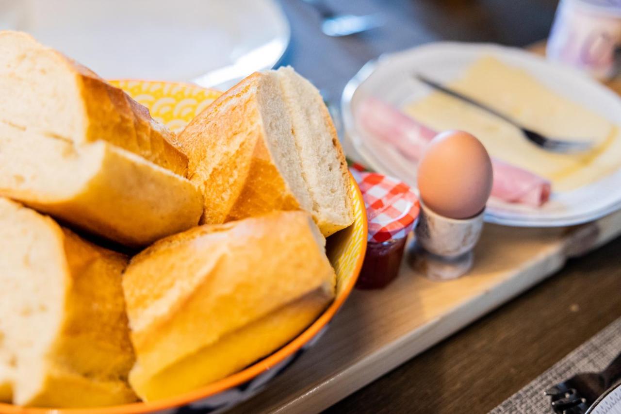 Chambres D'Hotes Maison Les Galettes Rezay Екстериор снимка
